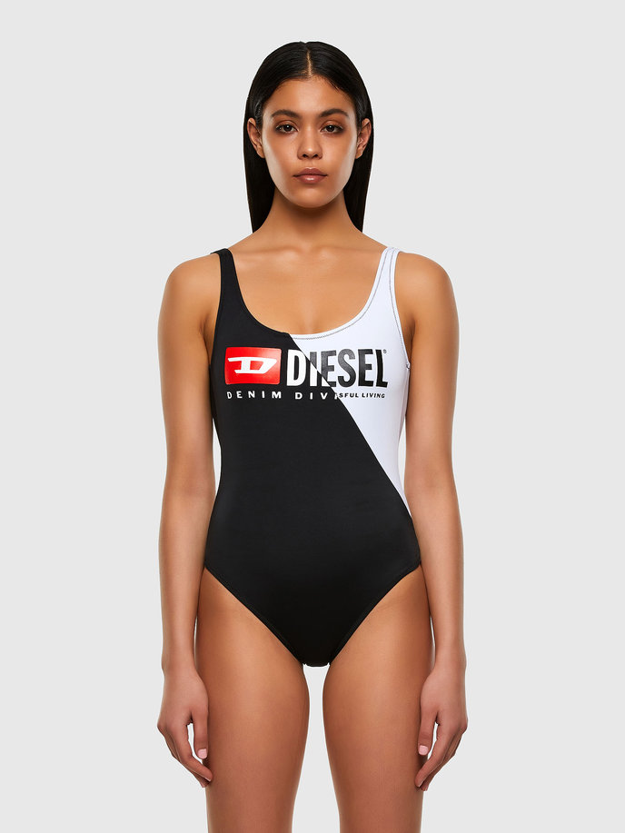 BFSWFLAMMYCUT SWIMSUIT černo-bílé